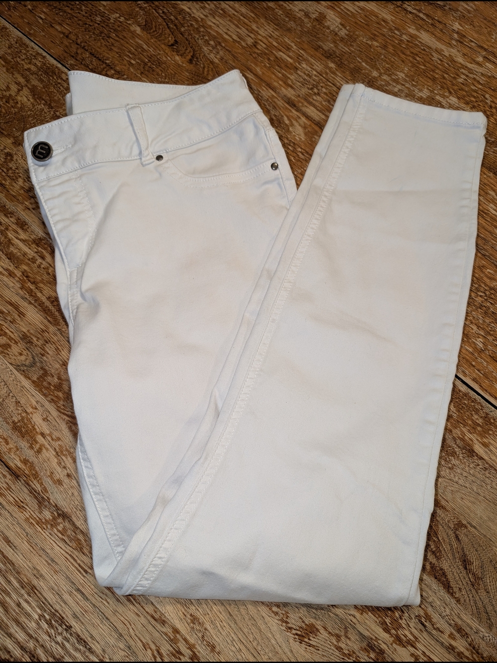 Maurices White Skinny Jeans